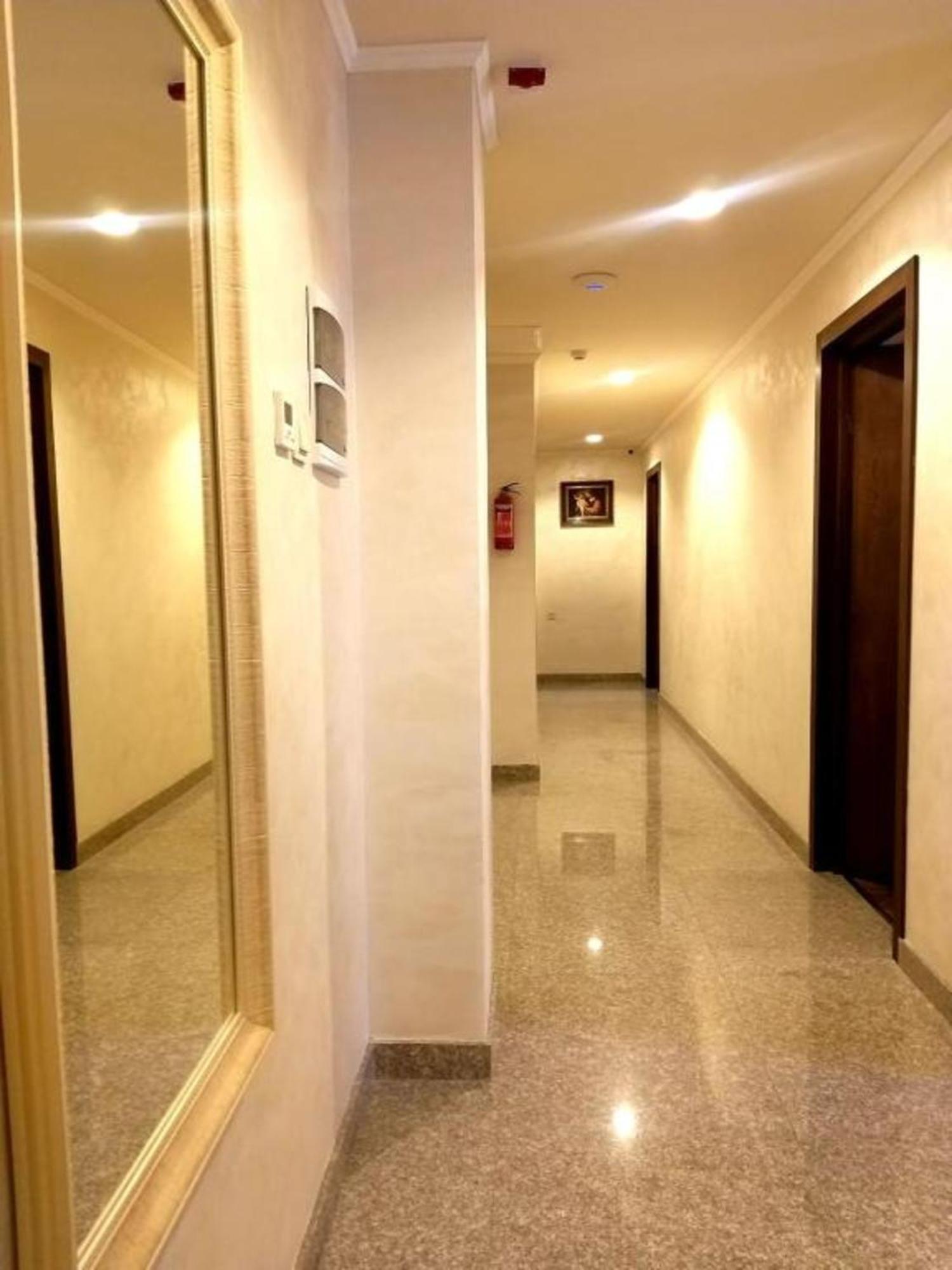 Partez Hotel Yerevan Ngoại thất bức ảnh