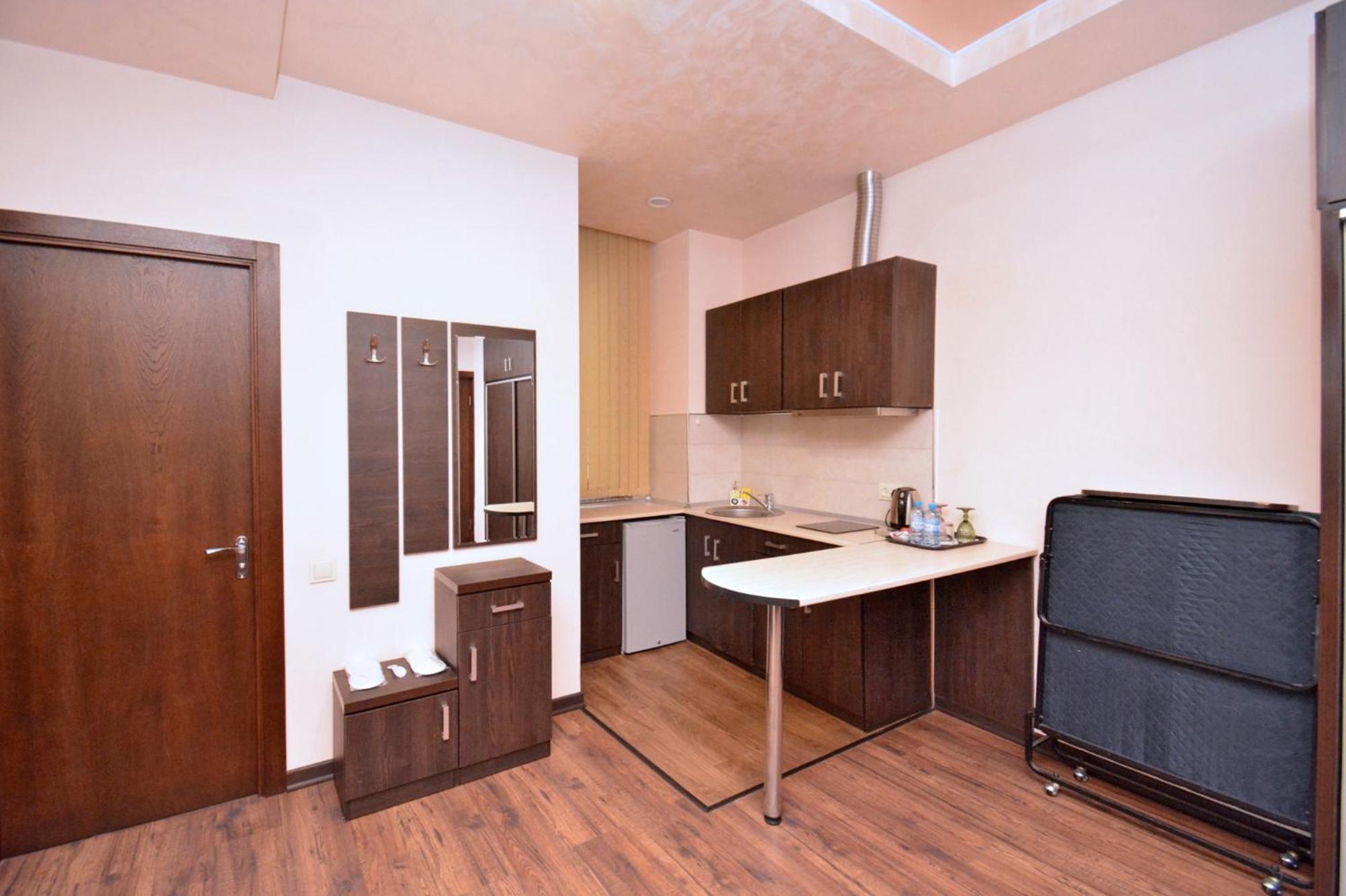 Partez Hotel Yerevan Ngoại thất bức ảnh