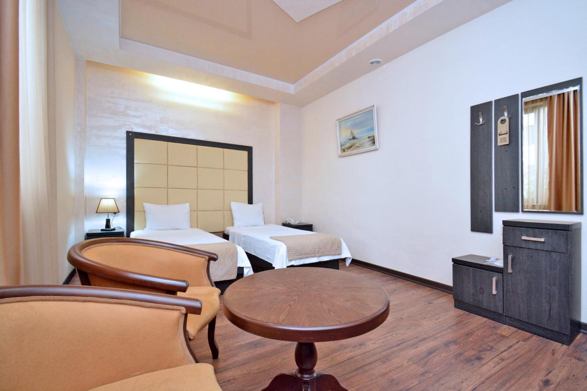 Partez Hotel Yerevan Ngoại thất bức ảnh